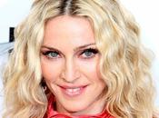 Madonna veut adopter Nigéria