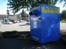 Déposez vos livres ici : nous les recyclons ou les vendons