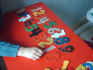 suite mathématiques, perles chauffantes et dominos