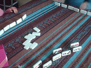 suite mathématiques, perles chauffantes et dominos