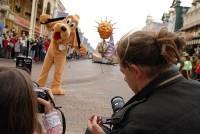making-of-alex-majoli-voit-disneyland-paris-a-hauteur-enfant-19