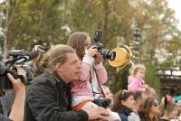 making-of-alex-majoli-voit-disneyland-paris-a-hauteur-enfant-8