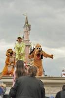 making-of-alex-majoli-voit-disneyland-paris-a-hauteur-enfant-12