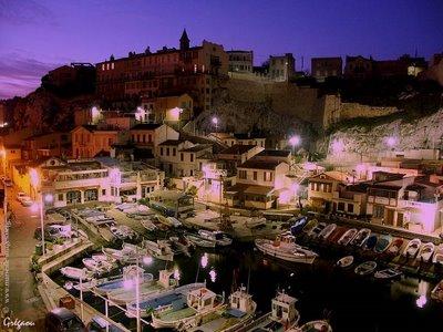 Marseille : Le Vallon des Auffes, la Bouillabaisse