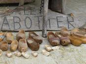 Marché "Fleurance 1900" Sabotier.