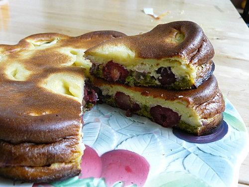 CLAFOUTIS CERISES/PISTACHES