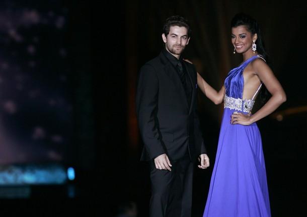 Celebs Walk the Ramp at the Fashion Extravaganza at IIFA 82792