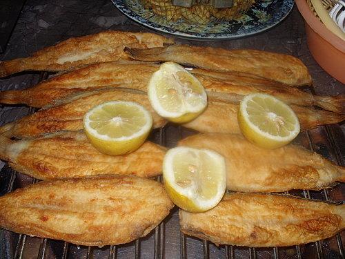 Friture de soles et riz à la sauce