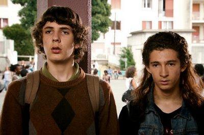 Belle personne, beaux gosses ou likely lads ?