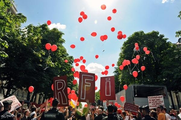 Manifestation contre le plan de départ envisagé à RFI