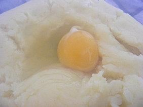 Pâte à choux maison.