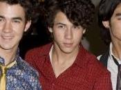 Jonas Brothers préfèrent leurs fans filles
