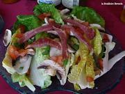 Salade composée au lomo et piment d'Espelette