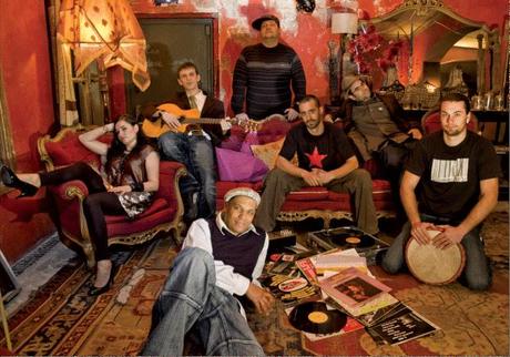 L'HOMME PARLE - MILITANTS DU QUOTIDIEN L'HOMME PARLE - MILITANTS DU QUOTIDIEN