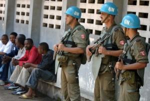 Armée Tunisienne sous drapeau UN, ça le fait non?