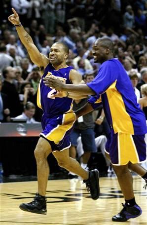 [Upload] PO 2005 WCF Game 5 Lakers @ Spurs - Fisher buzzer beater