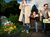 peux rencontrer Derrick Twitter vendredi aprés midi tapant #FOLLOW FRIDAY #PSST