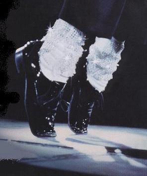 moonwalk Le roi de la Pop Buzz, Michaël Jackson est mort !