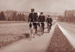 Patrouille_cycliste_de_gendarmes.jpg