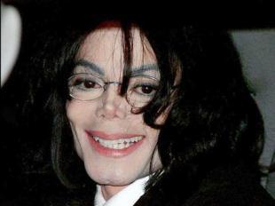 La dernière photo de Michael Jackson quittant ...