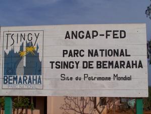 MADAGASCAR 5 : EN ROUTE POUR LES GRANDS TSINGY