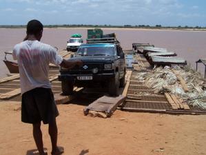 MADAGASCAR 5 : EN ROUTE POUR LES GRANDS TSINGY