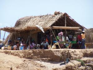 MADAGASCAR 5 : EN ROUTE POUR LES GRANDS TSINGY