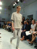 Cerruti printemps été 2010 pour l'homme DSC01887