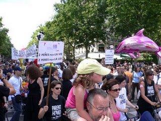 270°  Gay Pride. Nos droits en voie de récupération?