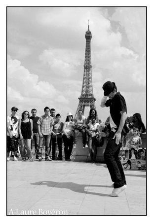 michael_jackson_paris_066_cop