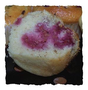 Muffins aux framboises et fève tonka