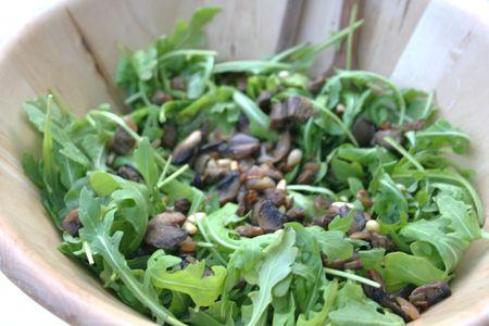 salade_de_roquette_aux_l_gumes_croquants