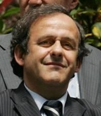 Platini monte de nouveau au créneau