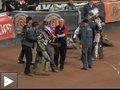 Video: Bagarre entre 2 pilotes lors du GP de Cardiff de moto cross