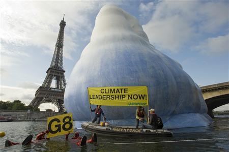 Greenpeace sur Seine