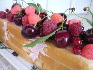 Charlotterrine aux fruits rouges P1070095