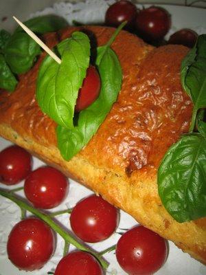 Cake au parmesan et aux tomates rôties!