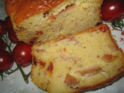 Cake au parmesan et aux tomates rôties!