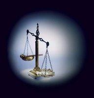 274°  La justice des uns et la justice des autres.