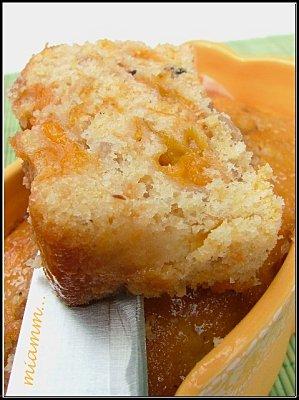 Cake aux abricots fondants & amandes craquantes