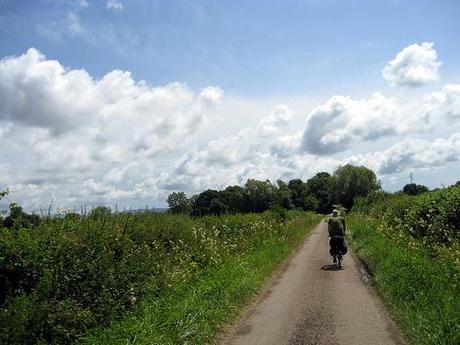 Cycling in France (Bourgogne)