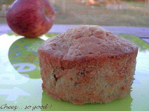 Mini quatre quarts croquant-fondant pomme et noisettes