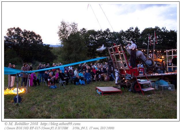 Capaitaine Bart en l'air,spectacle de l'homme canon, bartolo festival