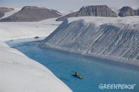 Greenpeace en arctique : Le Groenland fond
