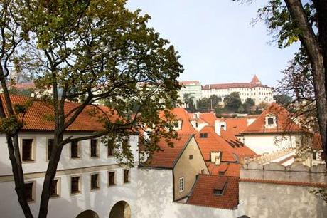 The Augustine: romance historique au cœur de Prague