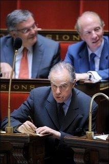 275°  Hadopi2 et Frédéric Mitterrand, - Le Roi de l'Evasion,  - Homophobie.