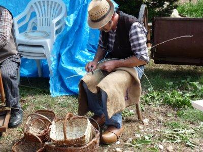 HOMMAGE A LA TRADITION