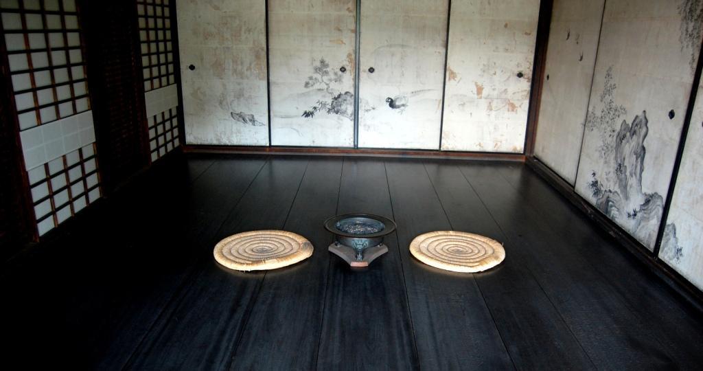 kyoto-interieur-temple.1248675865.JPG
