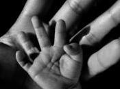 Sweet sweet masser bébé mais comment