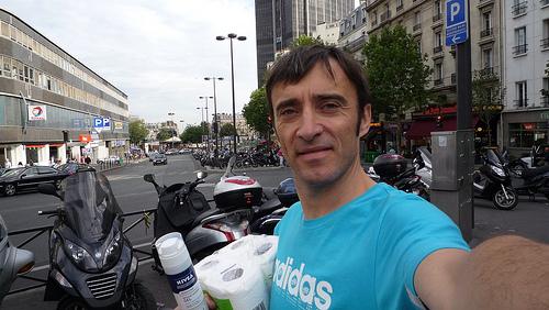 01/08/2009Usually I got baguette, but this morning paper ...